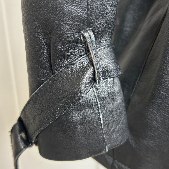 Vintage Moto Leather Jacket - Picture 12 of 16